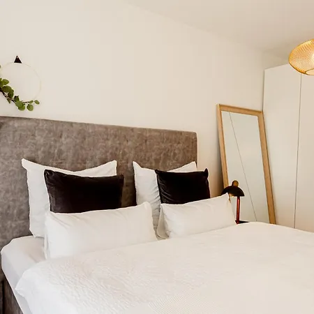 Apartment Luxusferienwohnung Moselruhe Mit Grosser Terrasse Und Schoenem Ausblick *