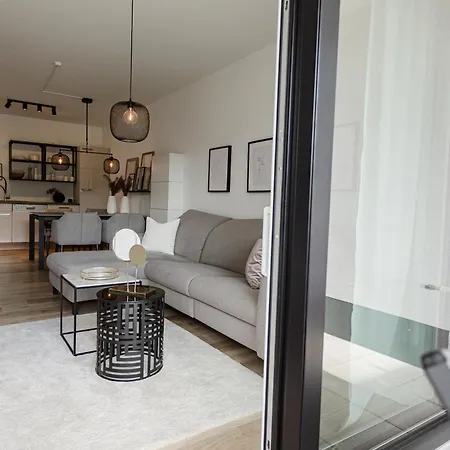 Luxusferienwohnung Moselruhe Mit Grosser Terrasse Und Schoenem Ausblick Апартаменты *