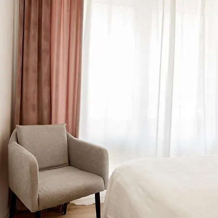 Luxusferienwohnung Moselruhe Mit Grosser Terrasse Und Schoenem Ausblick Apartment